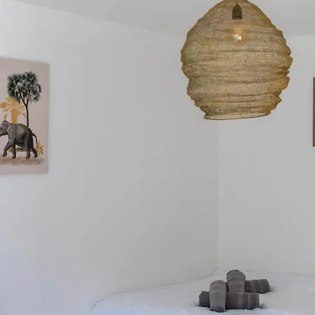 Clementine - Parking Apartman *